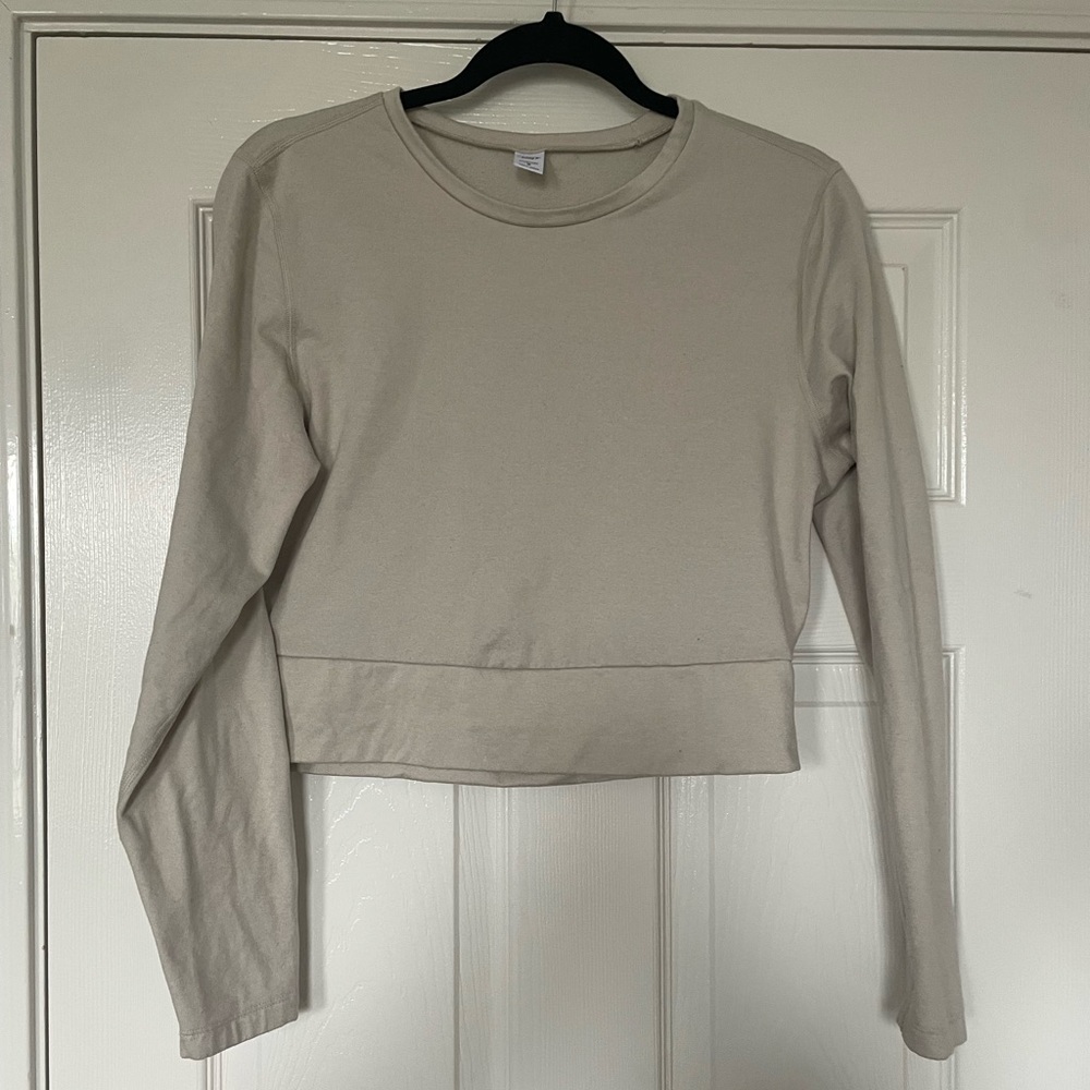 Active crop top